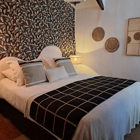 Hotel Le Patio De Sophie Sisteron Ngoại thất bức ảnh