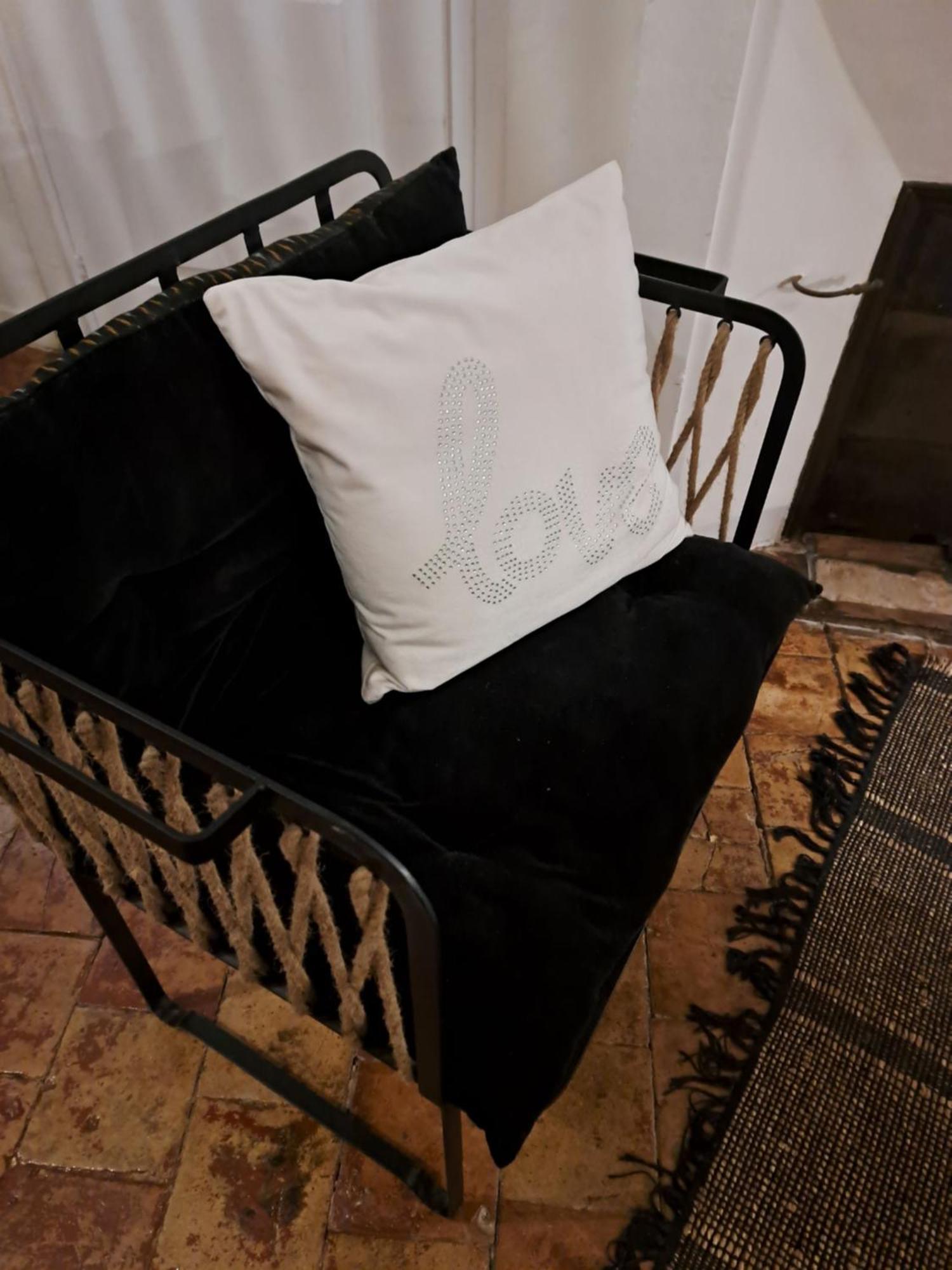 Hotel Le Patio De Sophie Sisteron Phòng bức ảnh