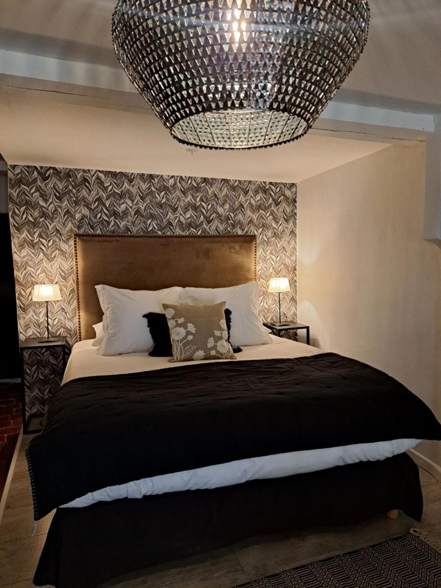 Hotel Le Patio De Sophie Sisteron Ngoại thất bức ảnh